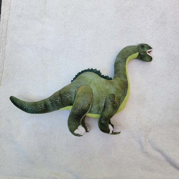 Wild Republic diplodocus dinosaur plush - Picture 3 of 6